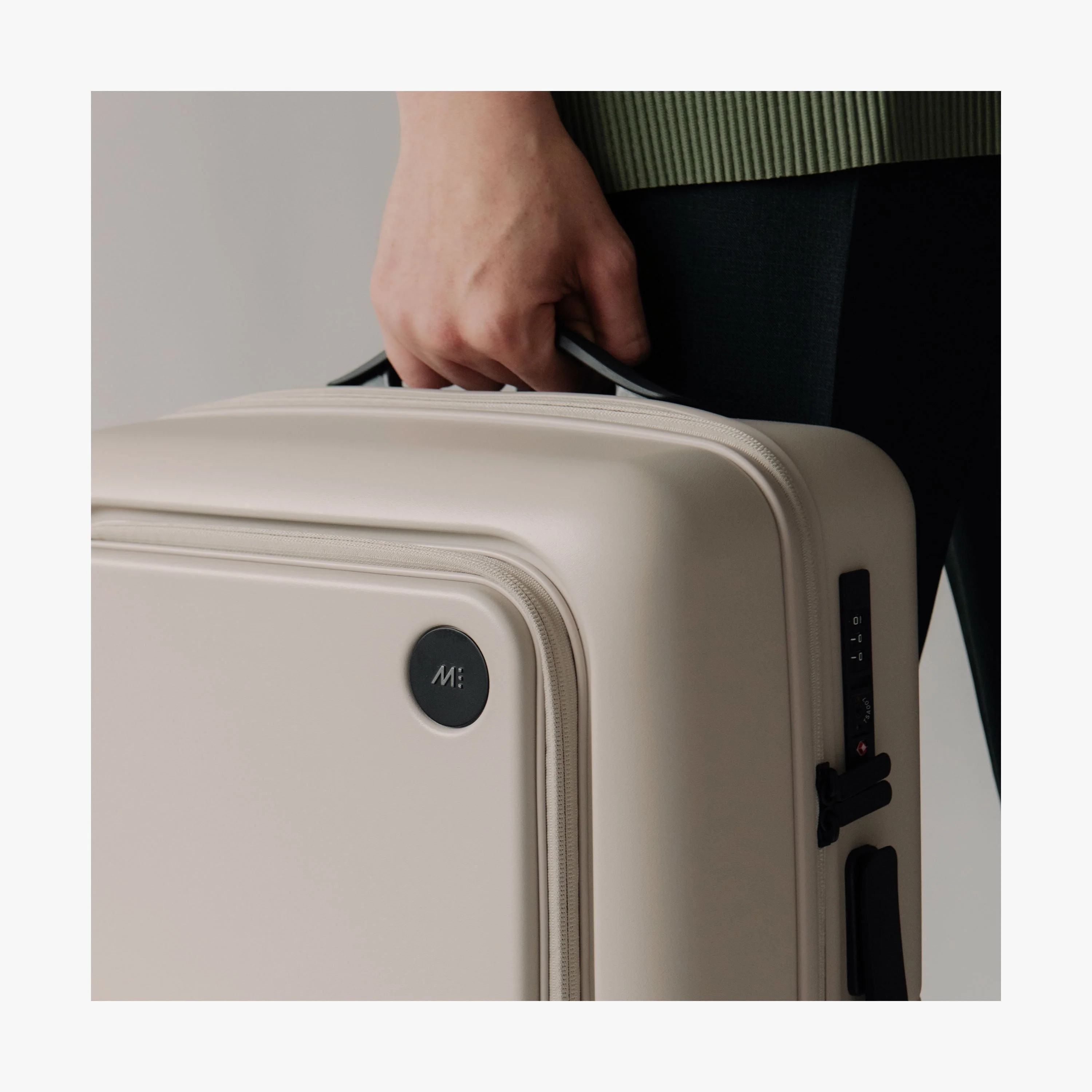 Check-In Medium - Image 109