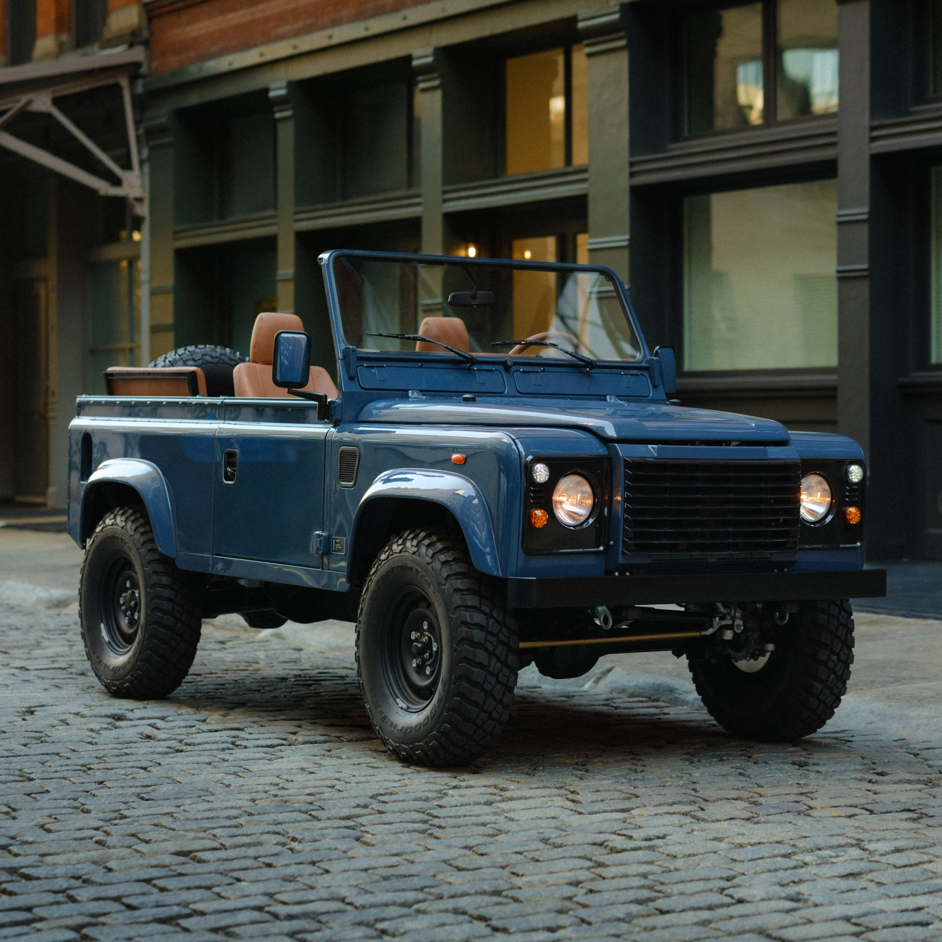 Monos × Brooklyn Coachworks Land Rover Defender 90 - Image 11