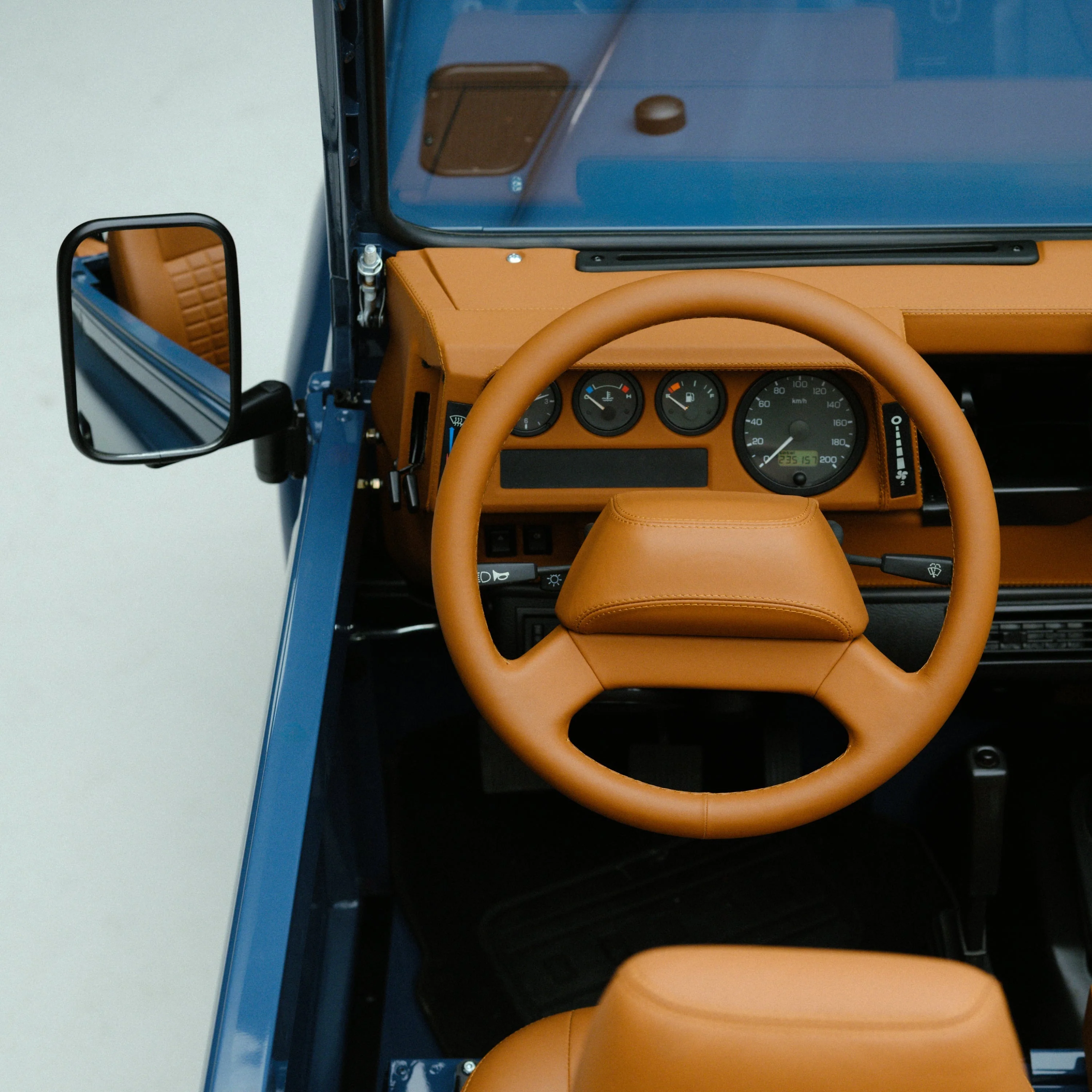 Monos × Brooklyn Coachworks Land Rover Defender 90 - Image 8