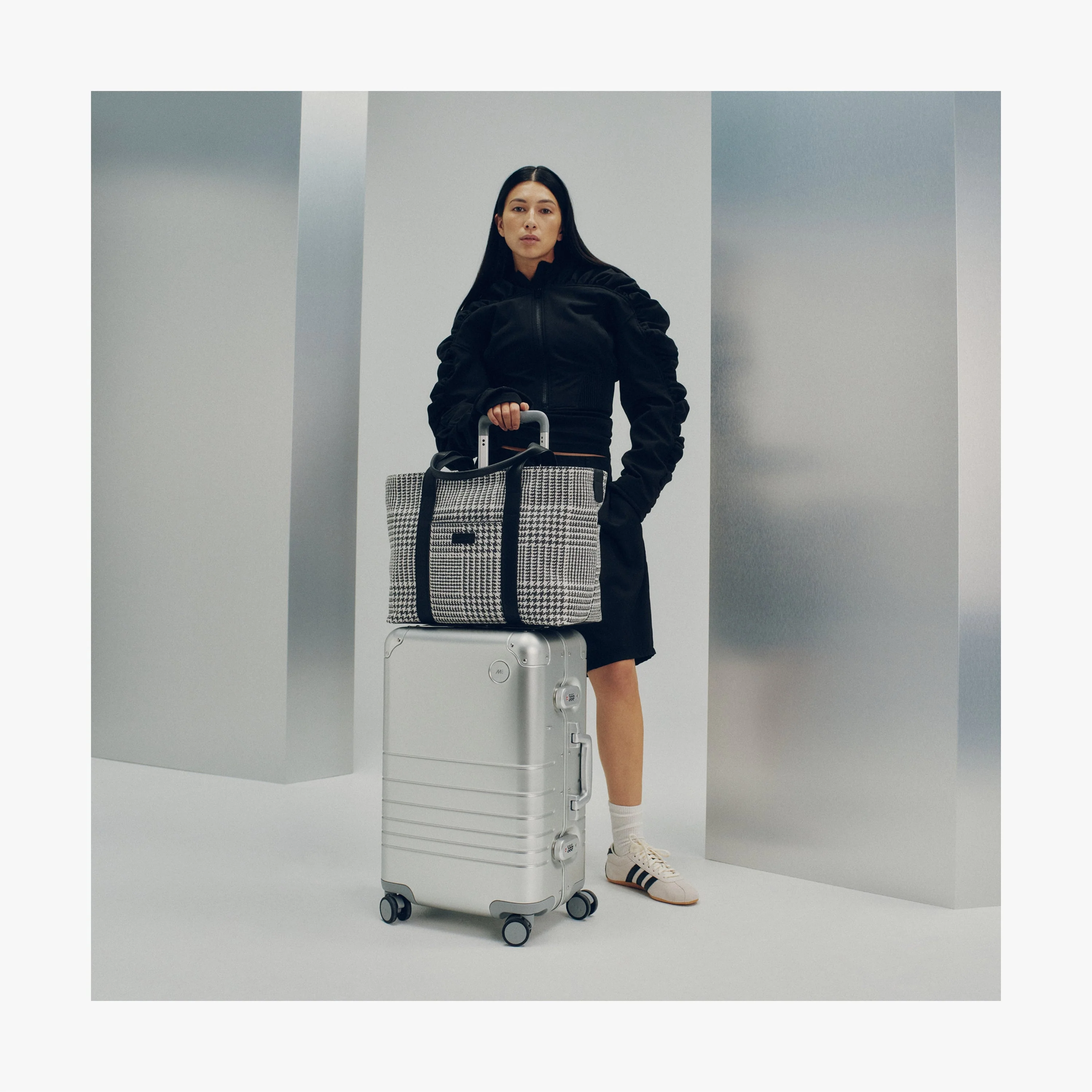 Metro Tote - Image 39