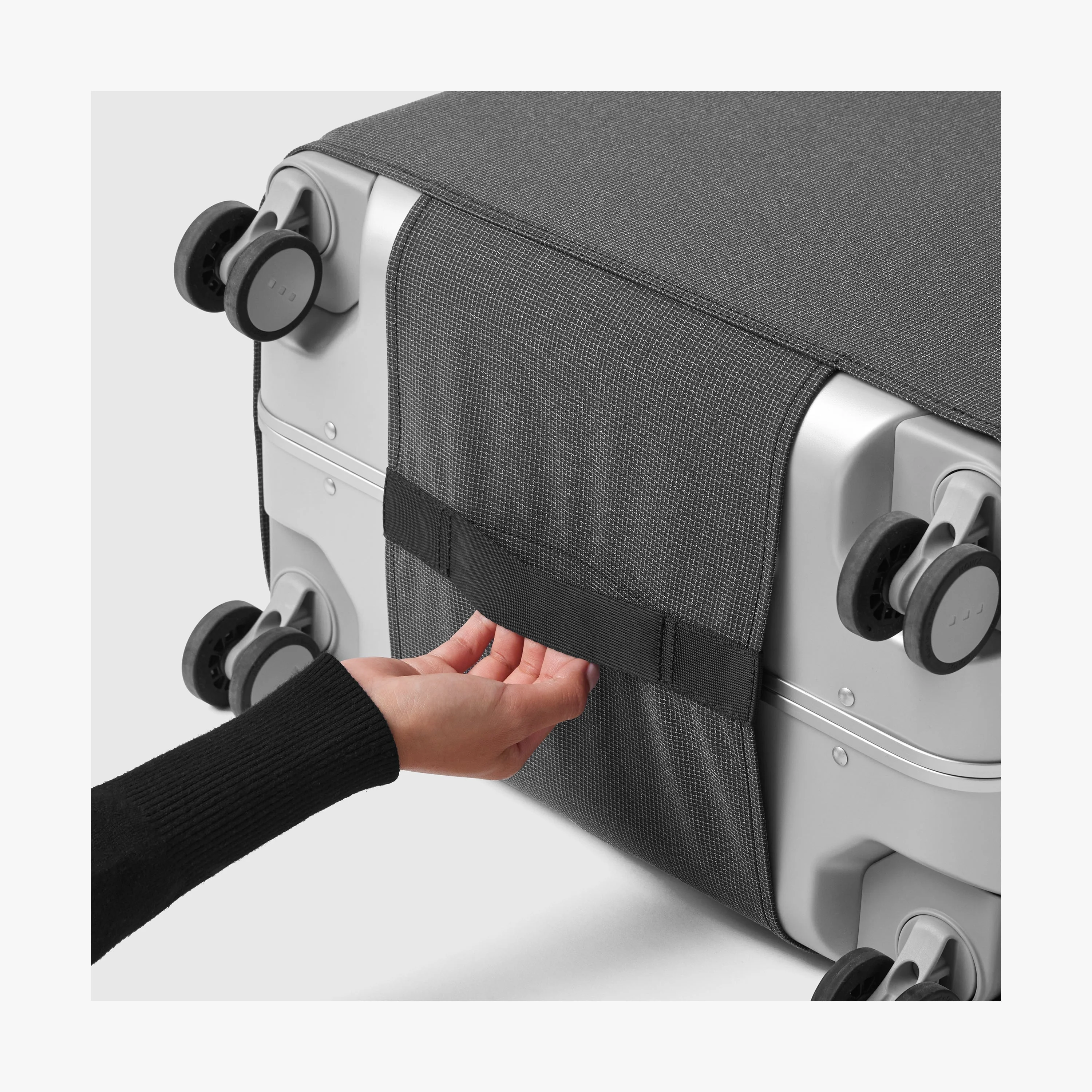Washable Luggage Cover - Image 6